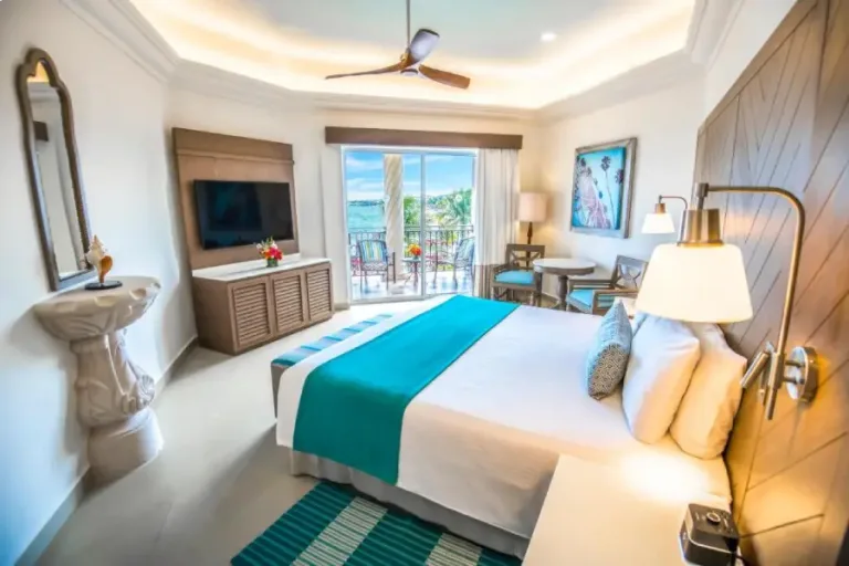 WYNDHAM ALLTRA PLAYA DEL CARMEN